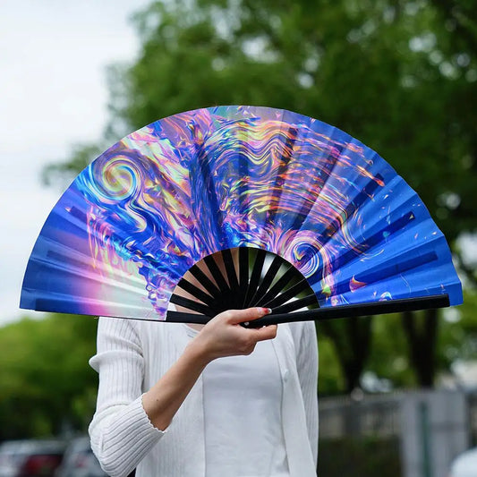 Gekleurde Gradient Reflecterende Vouwwaaier β Magische Zachte 33 cm Grote Stoffen Danswaaier β Kungfu Waaier β Fotografie, Disco, Festival Props CLACK waaier