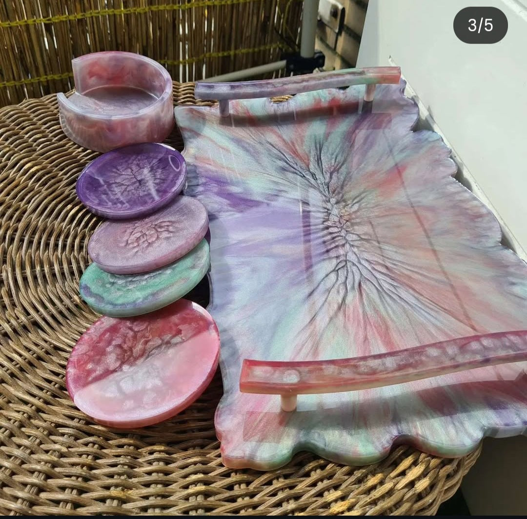 Handgemaakte Epoxy Dienbladen & Onderzetters – Uniek, Luxe & Helemaal op Maat