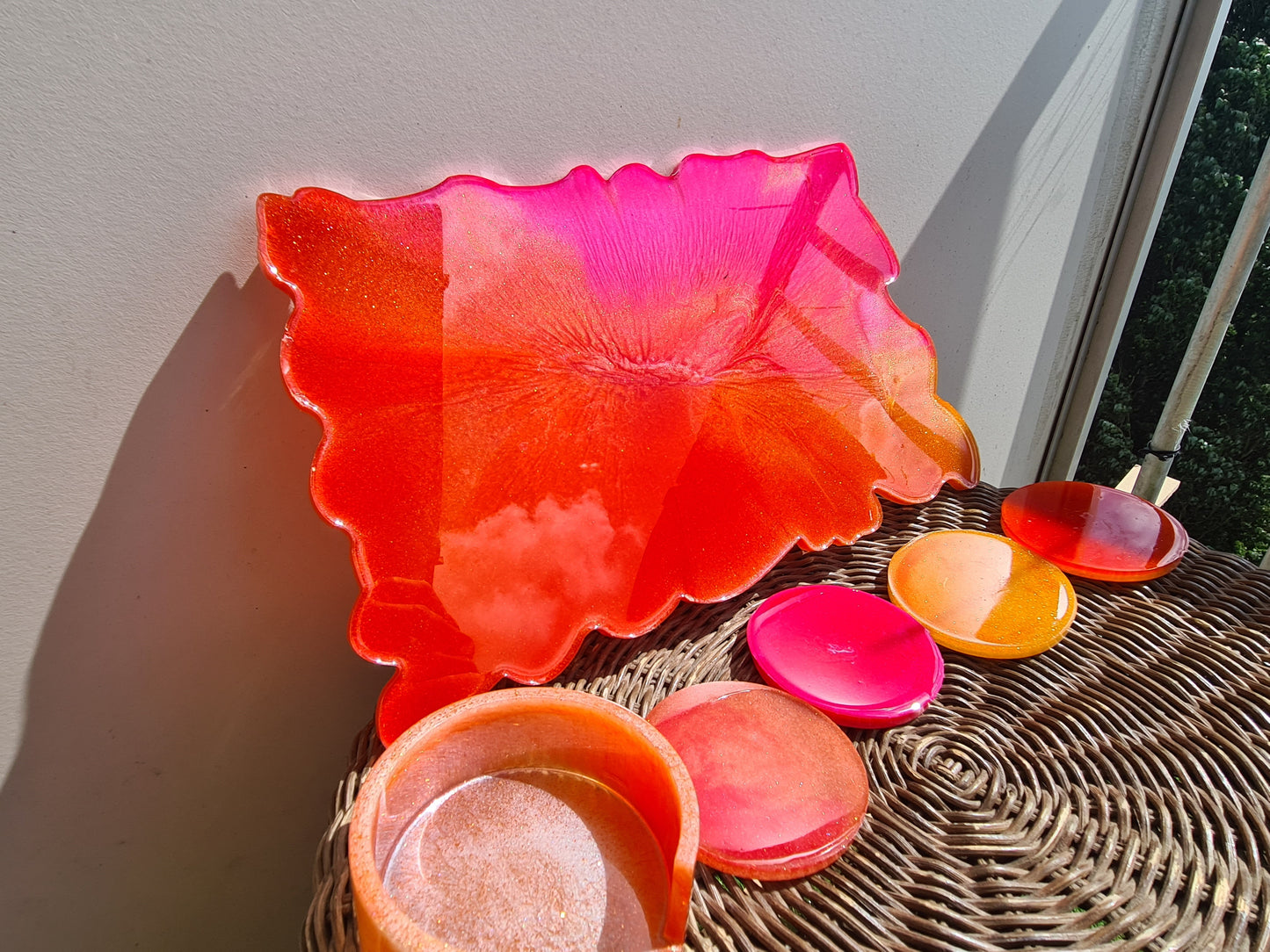 Handgemaakte Epoxy Dienbladen & Onderzetters – Uniek, Luxe & Helemaal op Maat