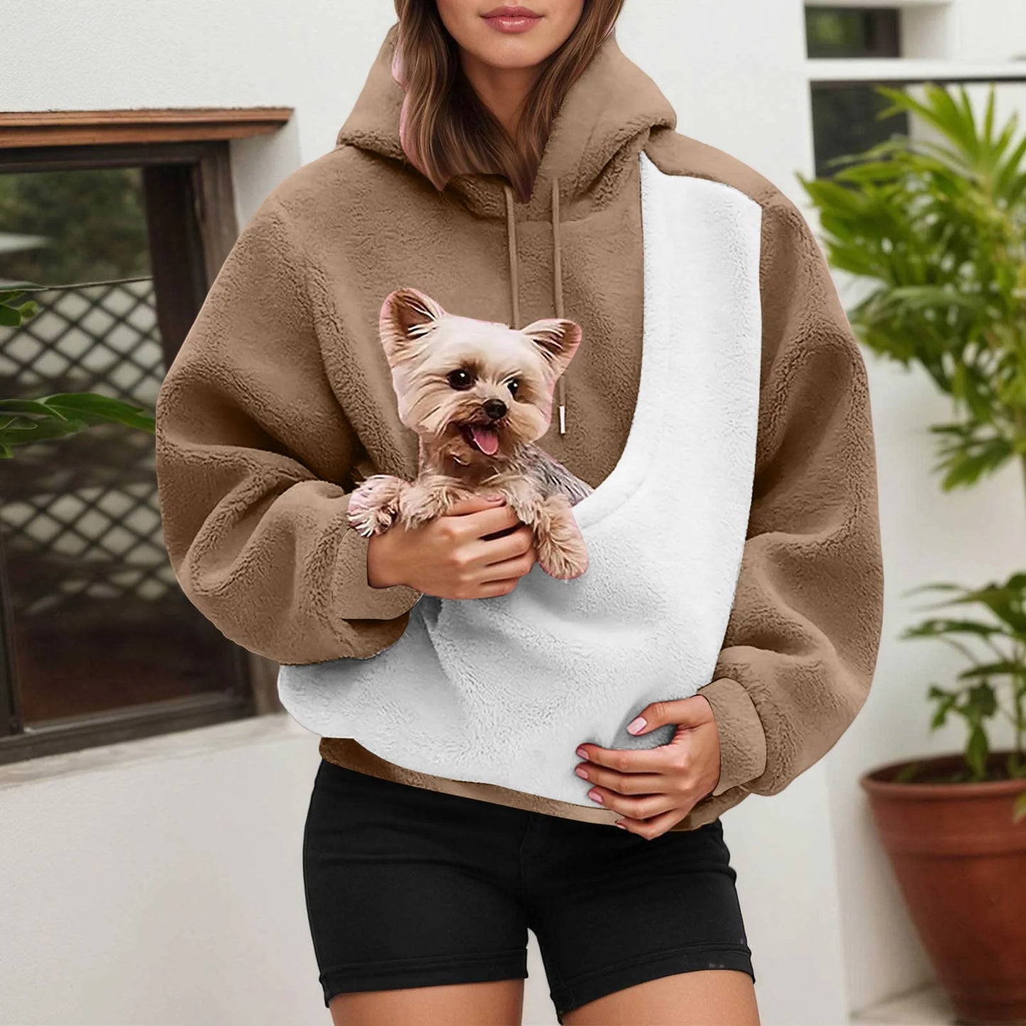 Oversized Contrast Shearling Hoodie met Huisdierzak – Warm, Stijlvol en Uniek!