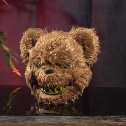 Eng Halloween Masker – Realistisch Bloedig Pluche Beer Masker met Bloederige Details & Blootgestelde Tanden

Maak indruk met dit griezelige berenmasker, perfect voor Halloween, festivals, toneelvoorstellingen of horrorfeest